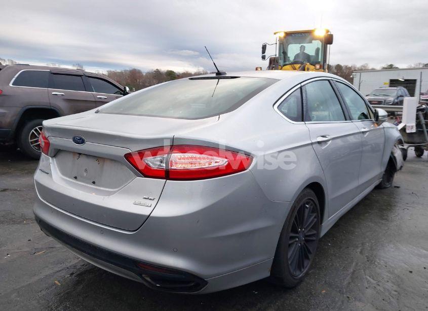 Photo 4 of 2016 Ford Fusion SE (VIN 3FA6P0H98GR129421)