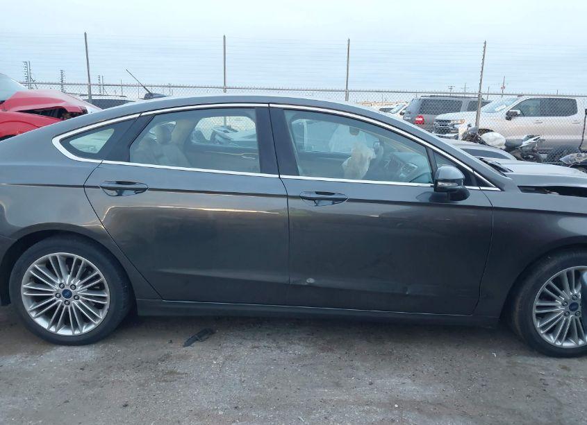 Photo 14 of 2016 Ford Fusion SE (VIN 3FA6P0H98GR164458)