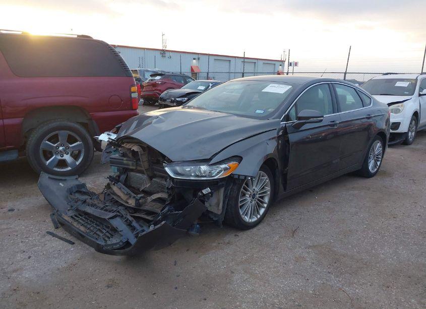 Photo 2 of 2016 Ford Fusion SE (VIN 3FA6P0H98GR164458)