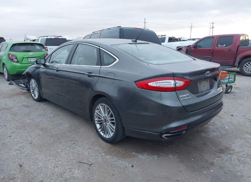 Photo 3 of 2016 Ford Fusion SE (VIN 3FA6P0H98GR164458)