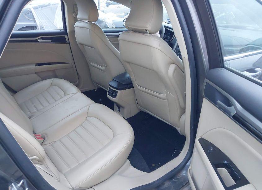 Photo 8 of 2016 Ford Fusion SE (VIN 3FA6P0H98GR164458)