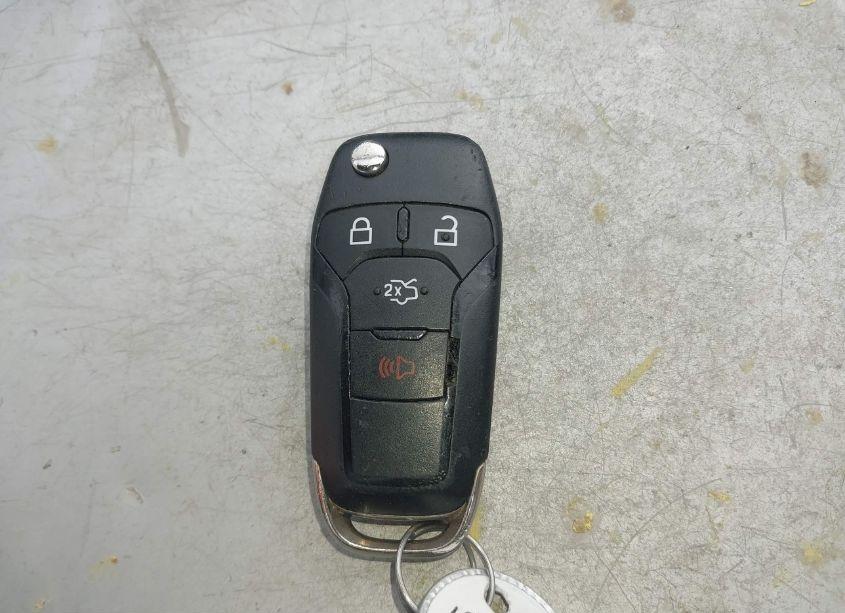 Photo 11 of 2016 Ford Fusion SE (VIN 3FA6P0H98GR254550)