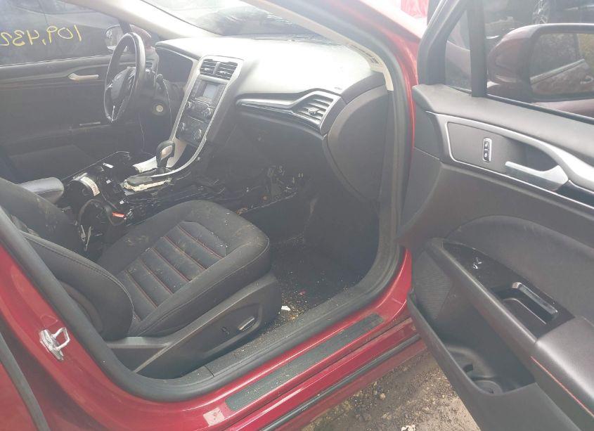 Photo 5 of 2016 Ford Fusion SE (VIN 3FA6P0H98GR254550)