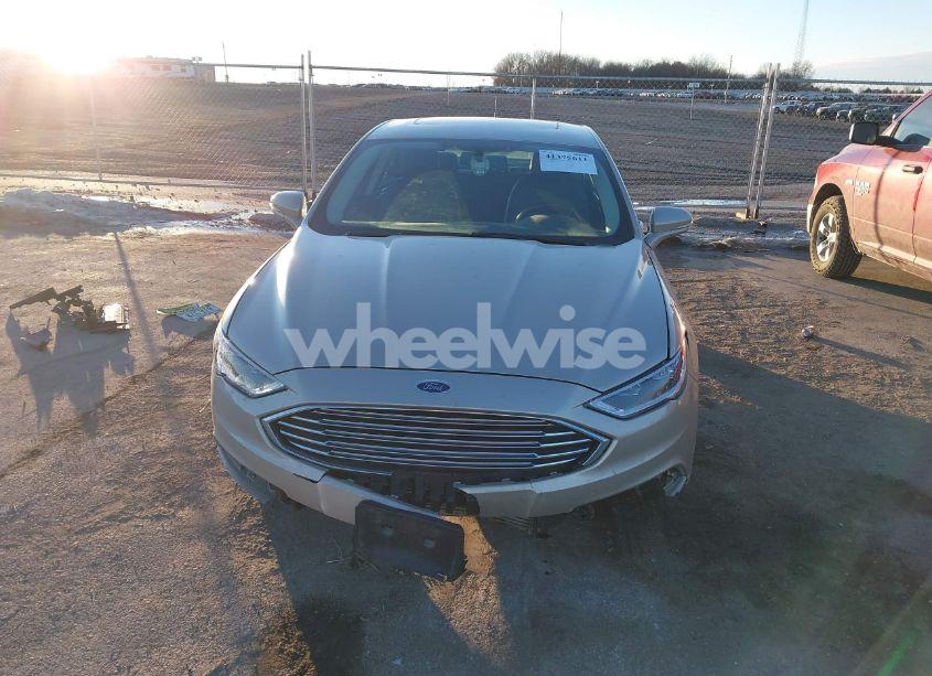 Photo 6 of 2017 Ford Fusion SE (VIN 3FA6P0H98HR181021)