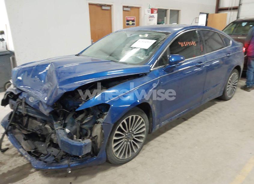 Photo 2 of 2017 Ford Fusion SE (VIN 3FA6P0H98HR282852)