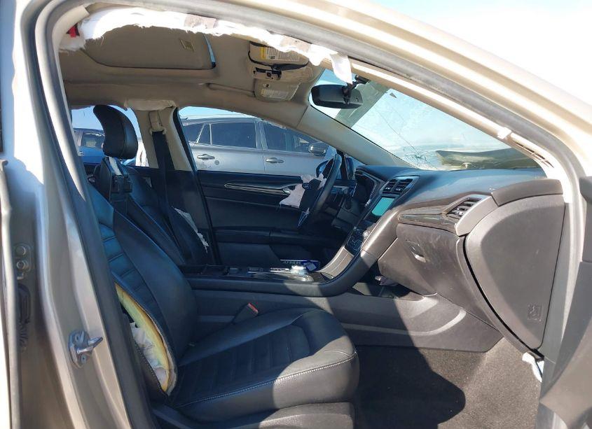 Photo 5 of 2017 Ford Fusion SE (VIN 3FA6P0H98HR366864)