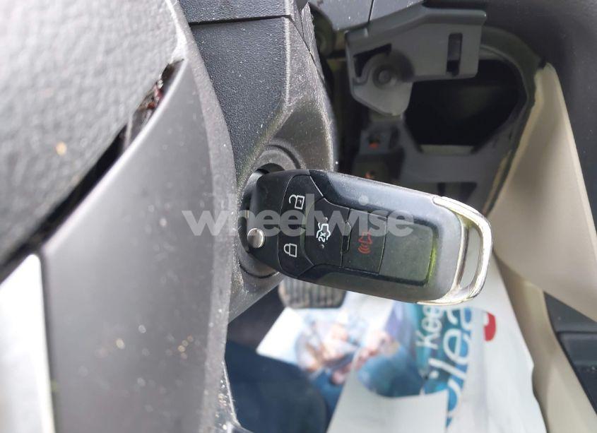 Photo 11 of 2013 Ford Fusion SE (VIN 3FA6P0H99DR211251)