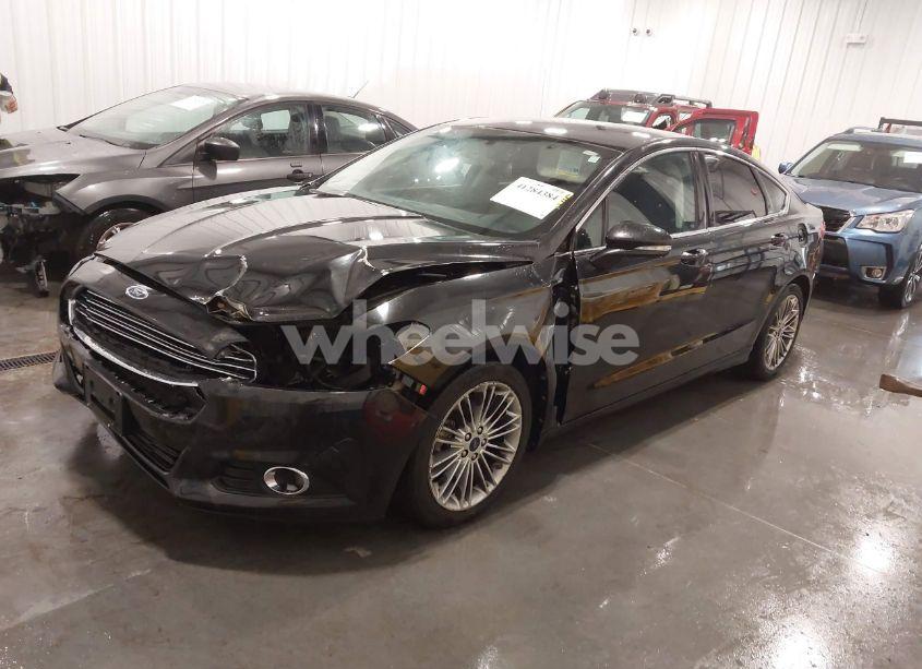 Photo 2 of 2013 Ford Fusion SE (VIN 3FA6P0H99DR220550)