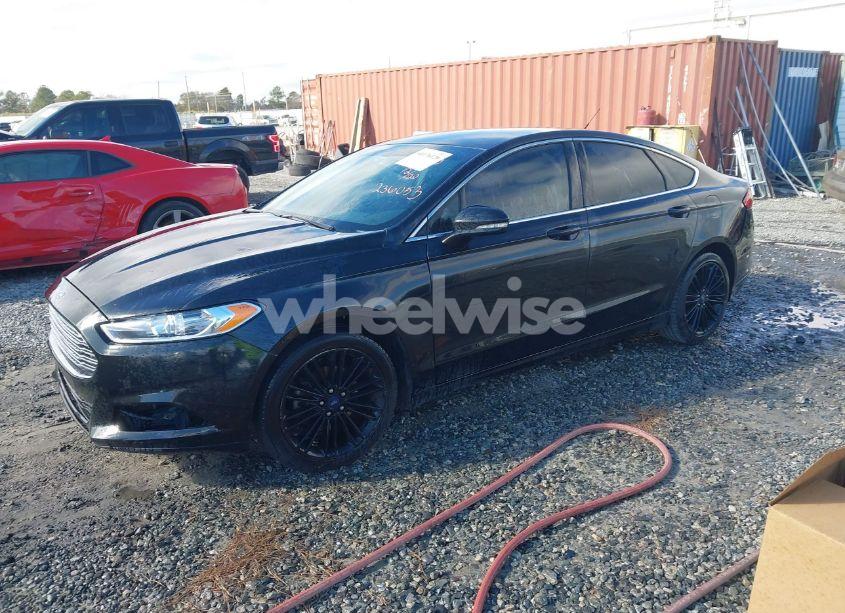 Photo 2 of 2013 Ford Fusion SE (VIN 3FA6P0H99DR236053)