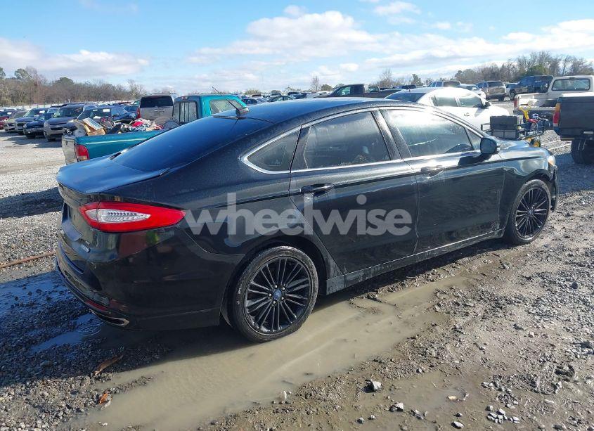 Photo 4 of 2013 Ford Fusion SE (VIN 3FA6P0H99DR236053)