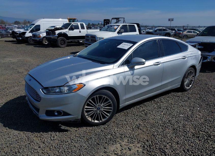 Photo 2 of 2013 Ford Fusion SE (VIN 3FA6P0H99DR284104)