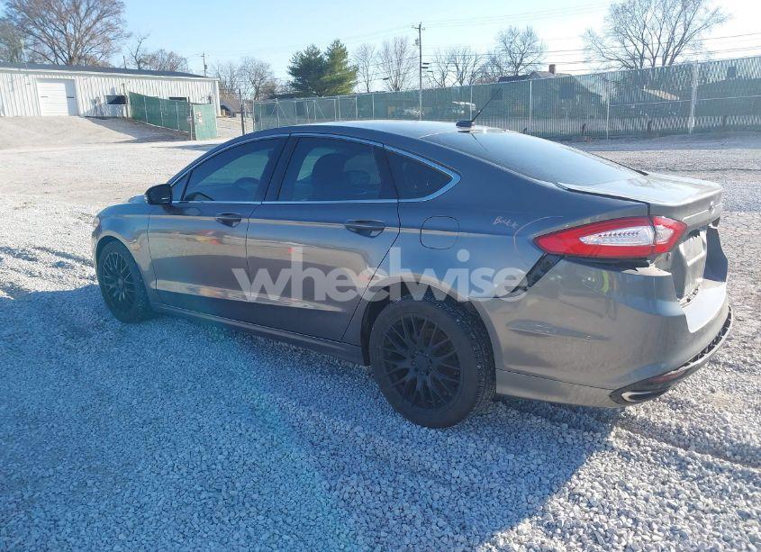 Photo 3 of 2013 Ford Fusion SE (VIN 3FA6P0H99DR331499)
