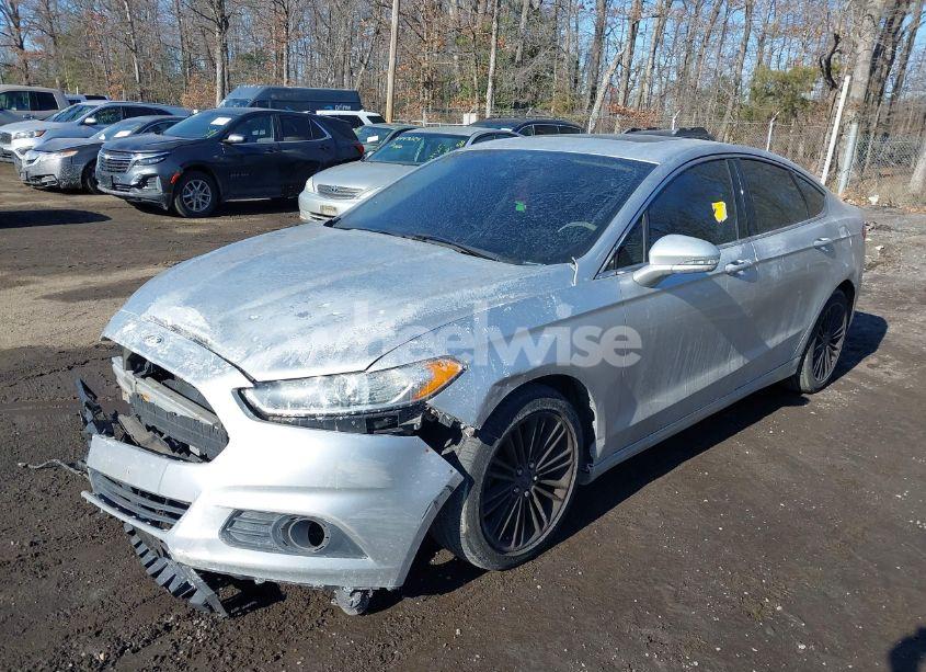 Photo 2 of 2014 Ford Fusion SE (VIN 3FA6P0H99ER172887)