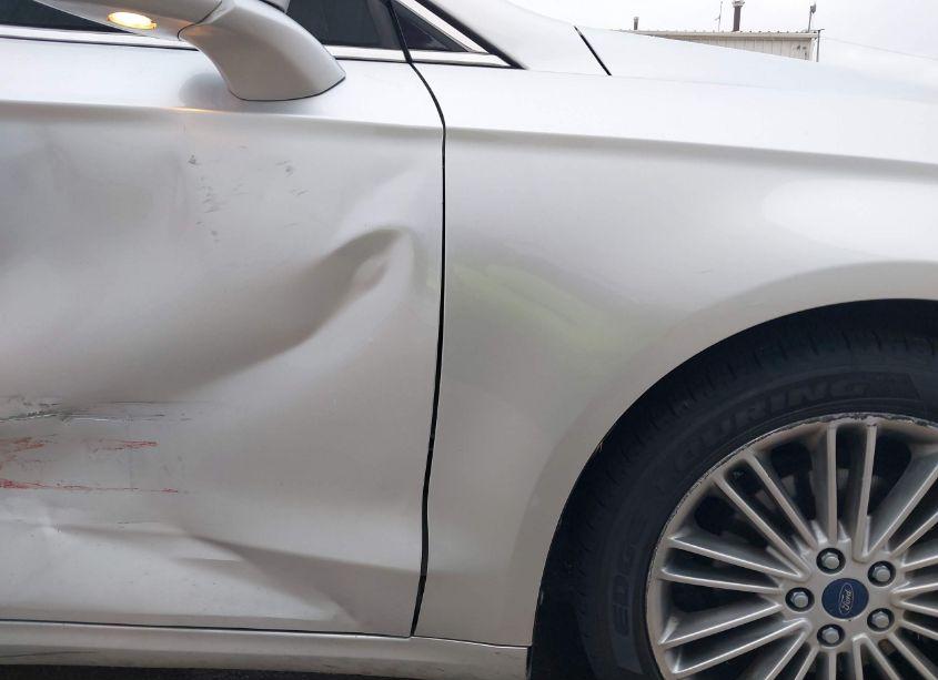 Photo 6 of 2014 Ford Fusion SE (VIN 3FA6P0H99ER186854)