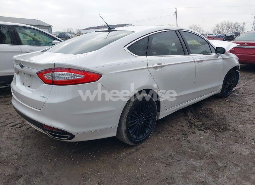 Photo 4 of 2014 Ford Fusion SE (VIN 3FA6P0H99ER192332)