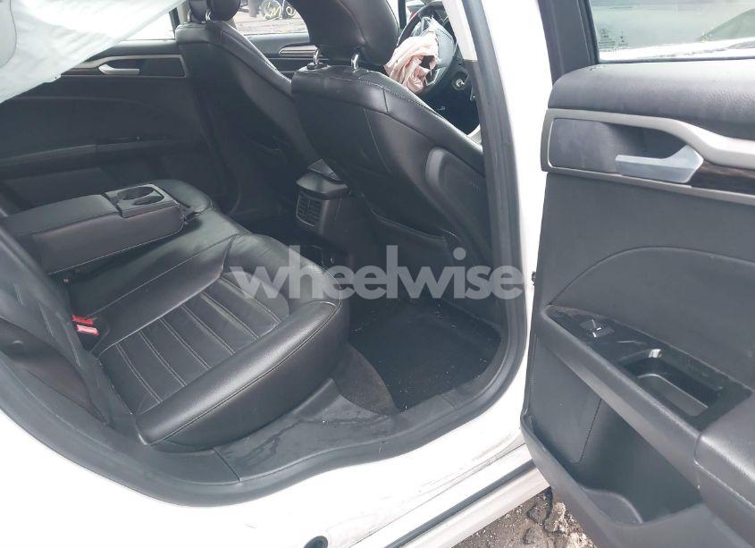 Photo 8 of 2014 Ford Fusion SE (VIN 3FA6P0H99ER192332)