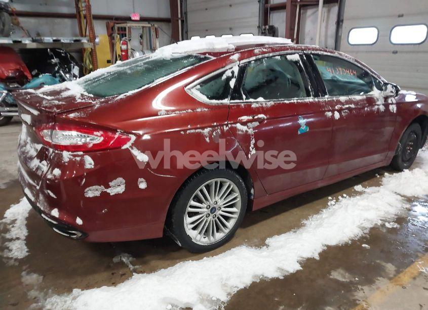 Photo 4 of 2014 Ford Fusion SE (VIN 3FA6P0H99ER319791)