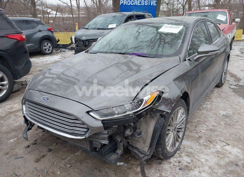 Photo 2 of 2014 Ford Fusion SE (VIN 3FA6P0H99ER361023)