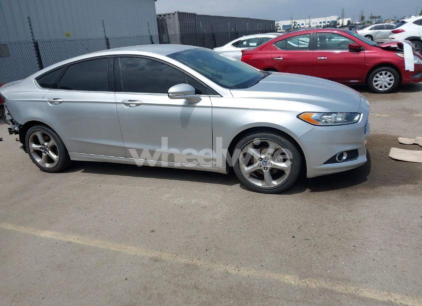Photo 14 of 2015 Ford Fusion SE (VIN 3FA6P0H99FR113002)