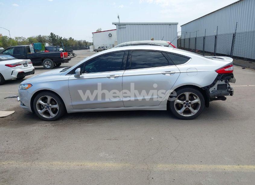 Photo 15 of 2015 Ford Fusion SE (VIN 3FA6P0H99FR113002)