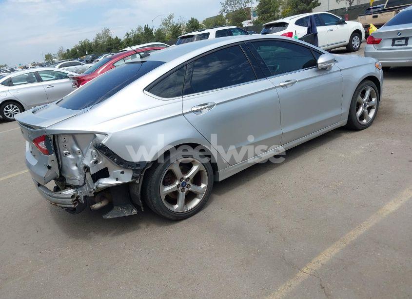 Photo 4 of 2015 Ford Fusion SE (VIN 3FA6P0H99FR113002)