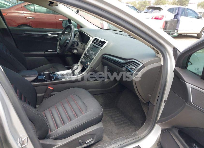 Photo 5 of 2015 Ford Fusion SE (VIN 3FA6P0H99FR113002)