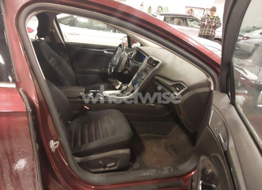 Photo 5 of 2015 Ford Fusion SE (VIN 3FA6P0H99FR117602)