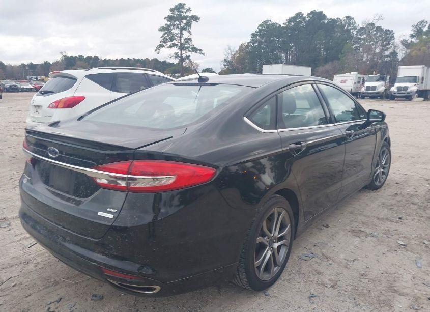 Photo 4 of 2017 Ford Fusion SE (VIN 3FA6P0H99HR244823)