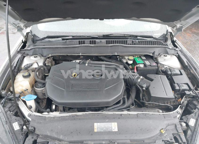 Photo 10 of 2013 Ford Fusion SE (VIN 3FA6P0H9XDR205040)