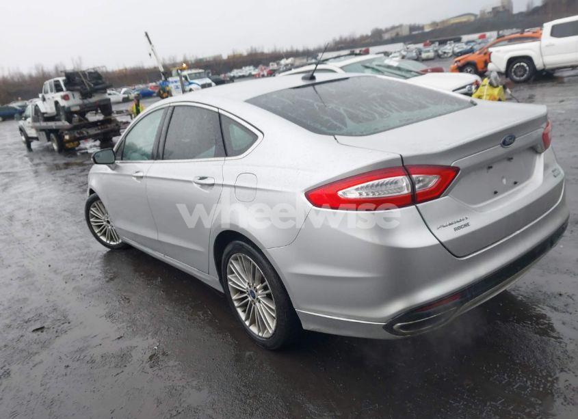 Photo 3 of 2013 Ford Fusion SE (VIN 3FA6P0H9XDR205040)