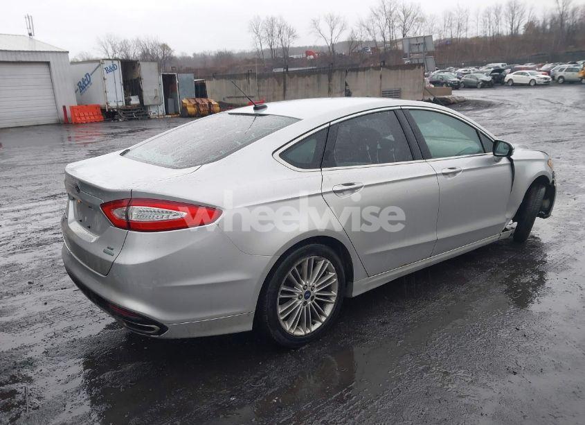 Photo 4 of 2013 Ford Fusion SE (VIN 3FA6P0H9XDR205040)