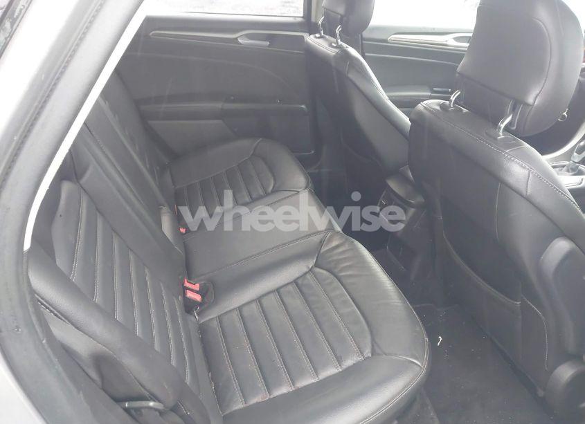 Photo 8 of 2013 Ford Fusion SE (VIN 3FA6P0H9XDR205040)