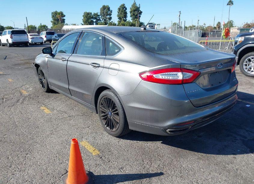 Photo 3 of 2014 Ford Fusion SE (VIN 3FA6P0H9XER163910)