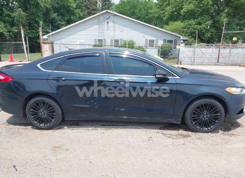 Photo 13 of 2014 Ford Fusion SE (VIN 3FA6P0H9XER264445)