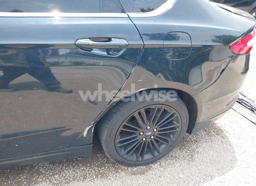 Photo 17 of 2014 Ford Fusion SE (VIN 3FA6P0H9XER264445)