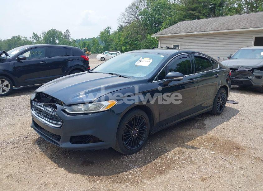 Photo 2 of 2014 Ford Fusion SE (VIN 3FA6P0H9XER264445)