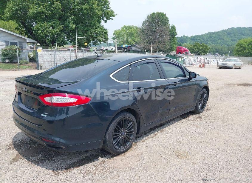 Photo 4 of 2014 Ford Fusion SE (VIN 3FA6P0H9XER264445)