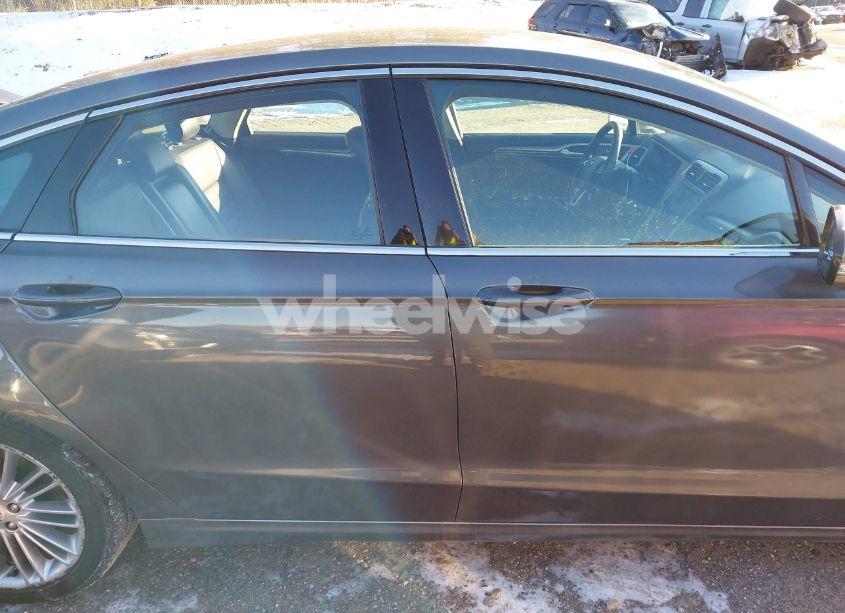 Photo 13 of 2014 Ford Fusion SE (VIN 3FA6P0H9XER278684)