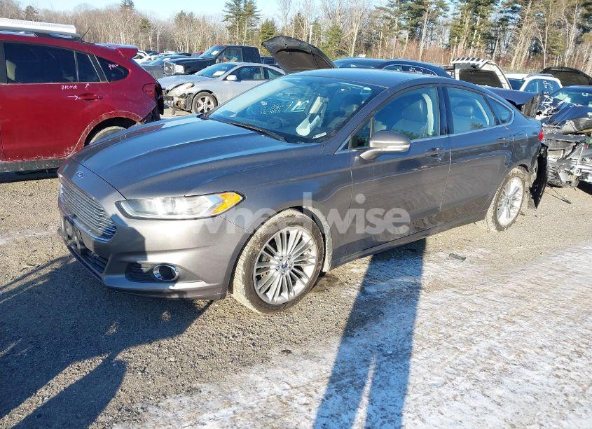 Photo 2 of 2014 Ford Fusion SE (VIN 3FA6P0H9XER278684)