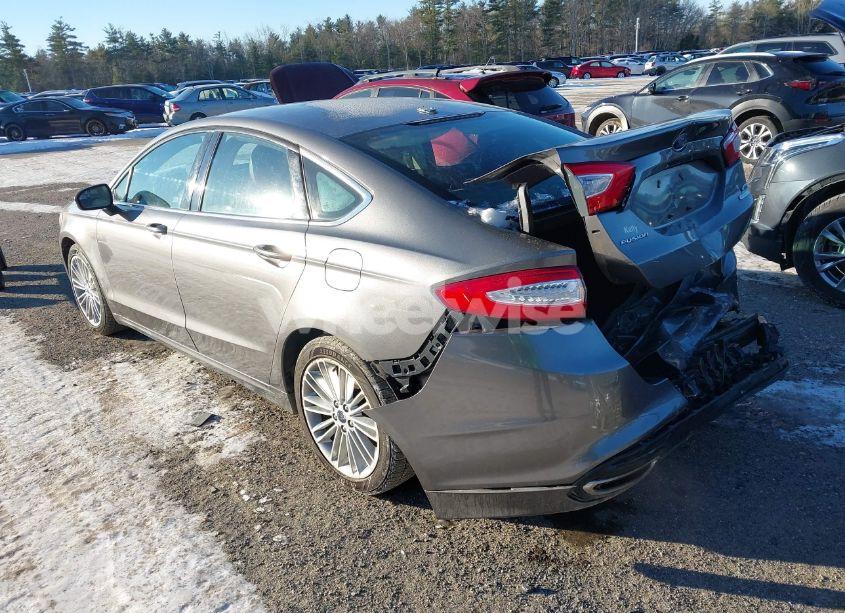 Photo 3 of 2014 Ford Fusion SE (VIN 3FA6P0H9XER278684)