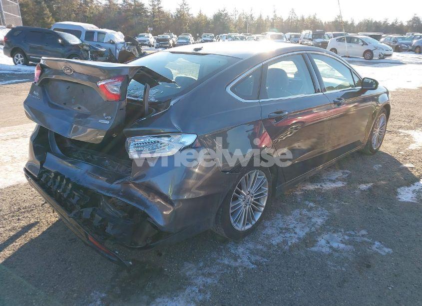 Photo 4 of 2014 Ford Fusion SE (VIN 3FA6P0H9XER278684)