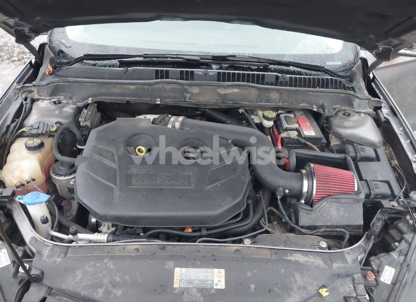 Photo 10 of 2014 Ford Fusion SE (VIN 3FA6P0H9XER328368)