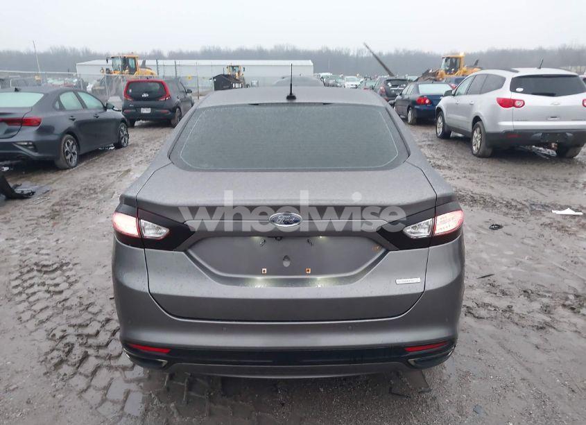 Photo 15 of 2014 Ford Fusion SE (VIN 3FA6P0H9XER328368)