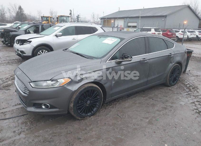Photo 2 of 2014 Ford Fusion SE (VIN 3FA6P0H9XER328368)