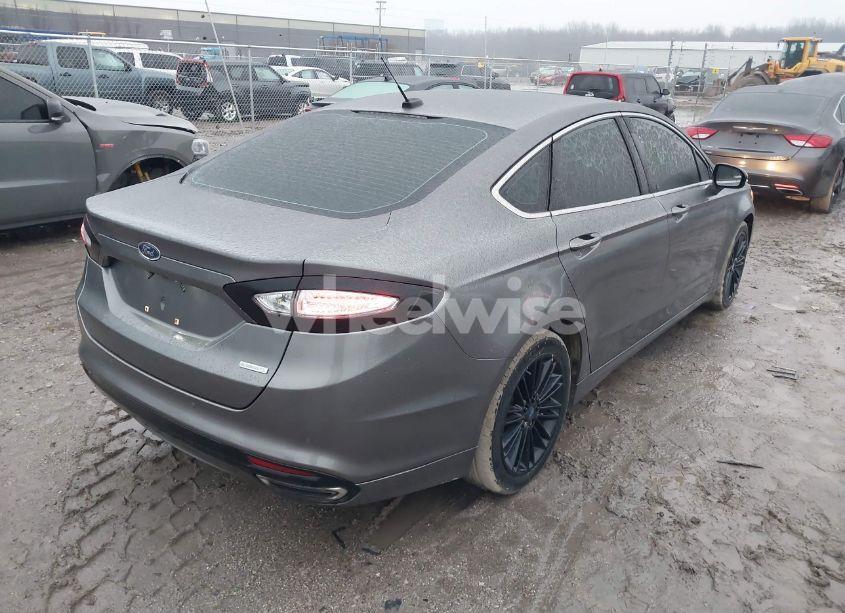 Photo 4 of 2014 Ford Fusion SE (VIN 3FA6P0H9XER328368)