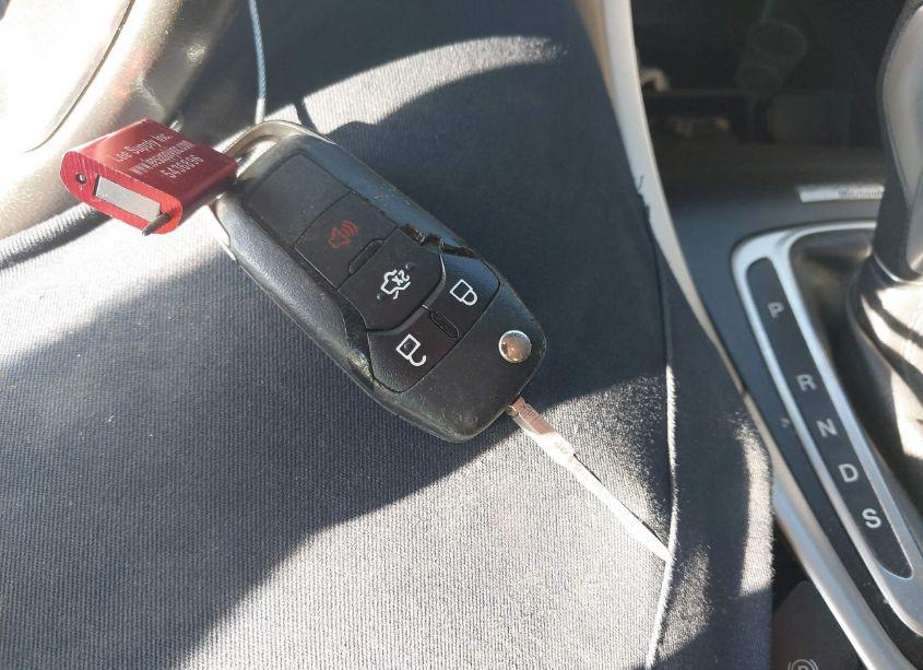 Photo 11 of 2015 Ford Fusion SE (VIN 3FA6P0H9XFR104762)