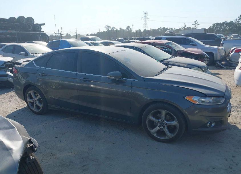 Photo 13 of 2015 Ford Fusion SE (VIN 3FA6P0H9XFR104762)