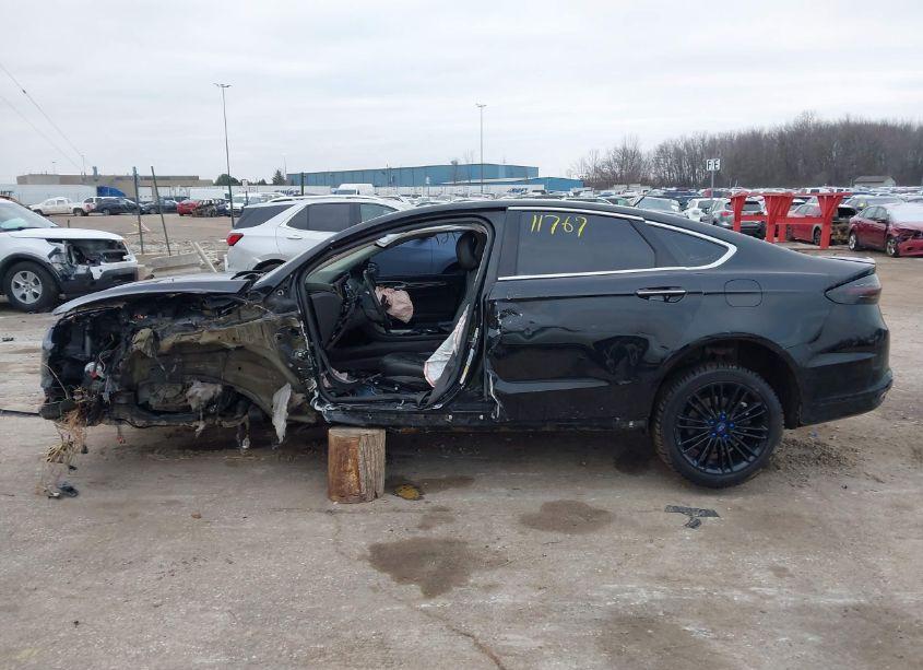 Photo 15 of 2016 Ford Fusion SE (VIN 3FA6P0H9XGR142607)