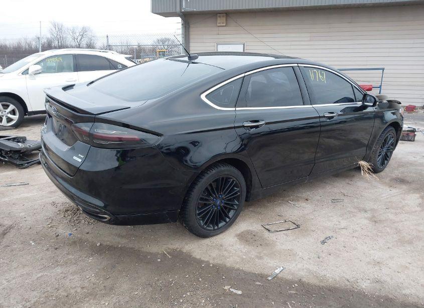 Photo 4 of 2016 Ford Fusion SE (VIN 3FA6P0H9XGR142607)