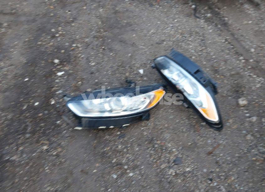 Photo 12 of 2016 Ford Fusion SE (VIN 3FA6P0H9XGR191936)